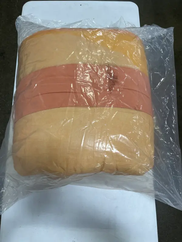 Assorted Comforters Retail