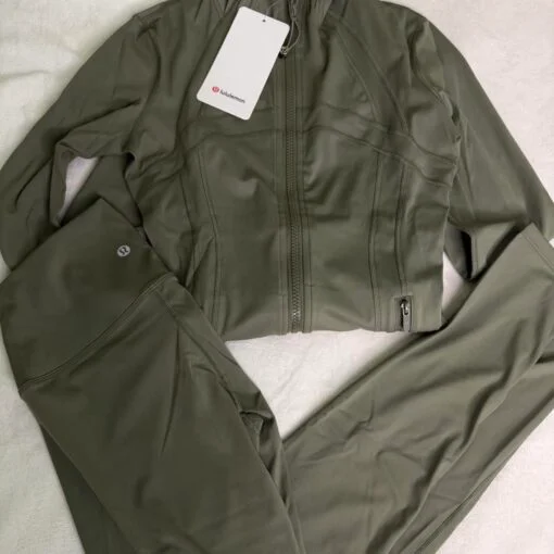 clothing lululemon athletica
