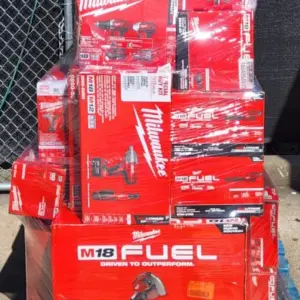 Milwaukee M18 Tool Pallet – 100 Sealed Tools, Batteries & Packout