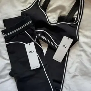 Alo Athletic Clothing Pallet – 200 New Tagged Pieces