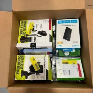 Smartphone Accessories Returns Box – 32 Items – MSRP €1,471.72