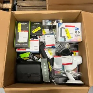 Camera & Microphone Accessories Returns Box – 34 Items – MSRP €2,213.60