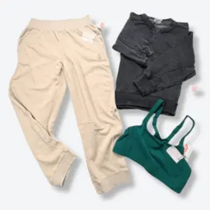 Free People Movement Wholesale Pallet – 300 Pieces