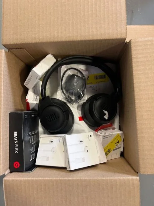 Skullcandy & Sony Audio Lot: 13 Branded Returns Plus Apple, JBL, €1,539.88