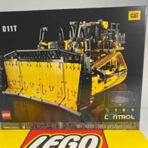 LEGO Technic 42131 Cat D11 Bulldozer – 10 Sealed Sets