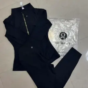 Lululemon Athletica Sports Clothing Pallet – 200 Pieces