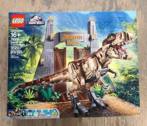 LEGO Jurassic Park T. rex Rampage 75936 Collector Set 3120pcs NEW Factory Sealed