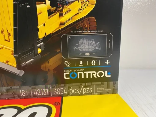 LEGO TECHNIC: App-Controlled Cat D11 Bulldozer (42131)